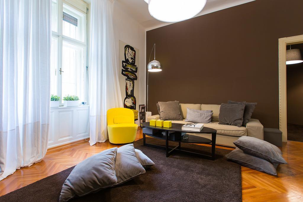 Valsabbion City Suite Pula Zewnętrze zdjęcie